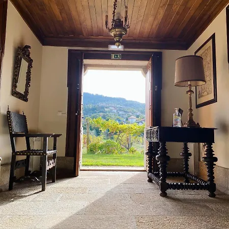 Casa De Santa Barbara - Cinfaes