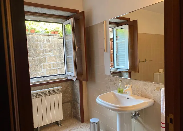 Casa De Santa Barbara - Gæstehus Cinfães